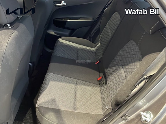 Kia Picanto 9 of 14