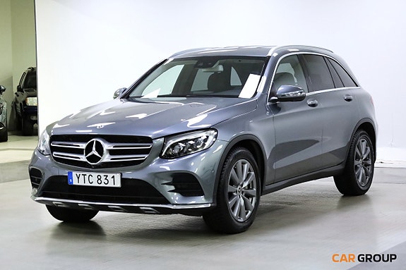Mercedes-Benz GLC250 2 of 5