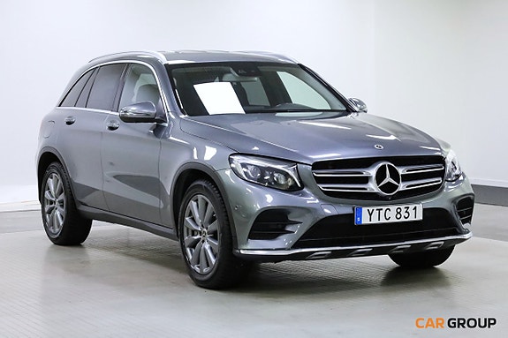 Mercedes-Benz GLC250 3 of 5