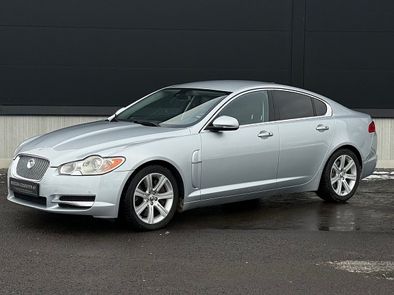 Jaguar XF 2 of 20