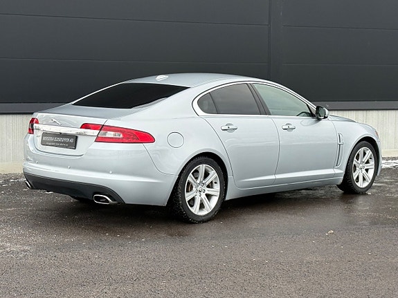 Jaguar XF 5 of 20