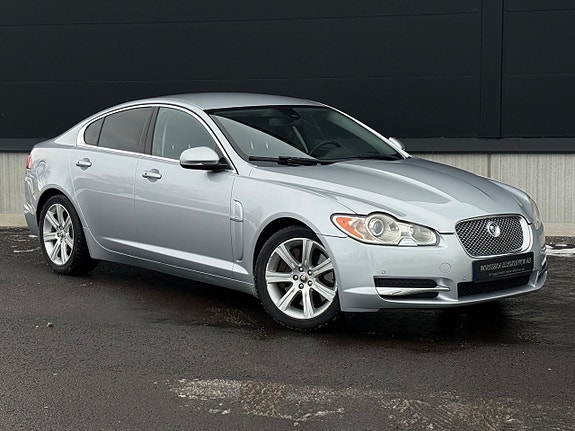 Jaguar XF 3 of 20