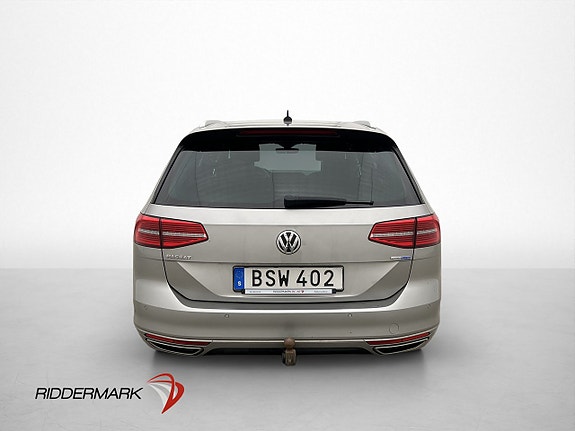 Volkswagen Passat 7 of 28