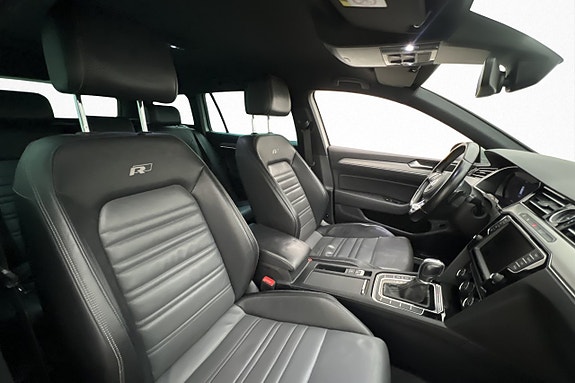 Volkswagen Passat 20 of 28