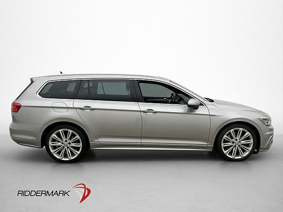 Volkswagen Passat 5 of 28