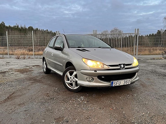 Peugeot 206
