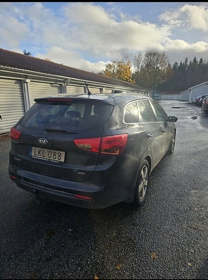 Kia Ceed 5 of 8