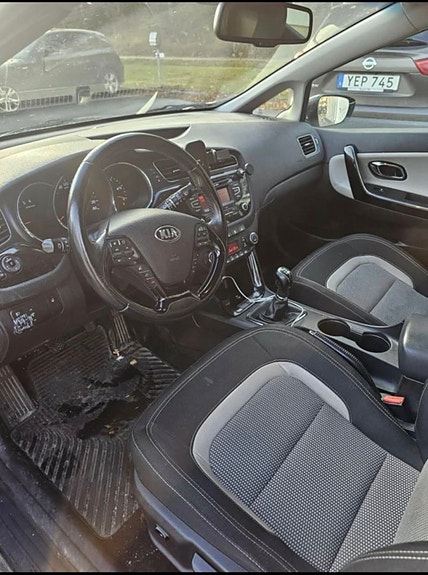 Kia Ceed 8 of 8