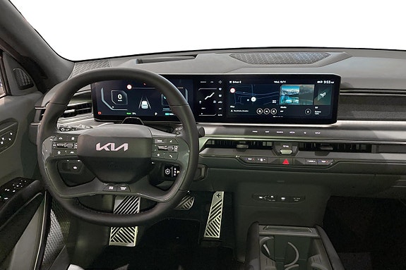 Kia EV9 10 of 24