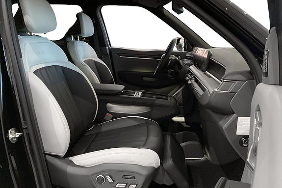 Kia EV9 13 of 24