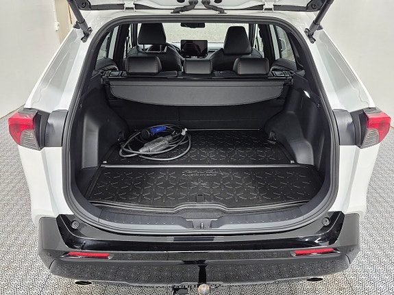 Toyota RAV4 10 of 11
