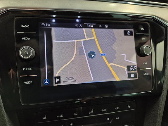 Volkswagen Passat Alltrack 7 of 11