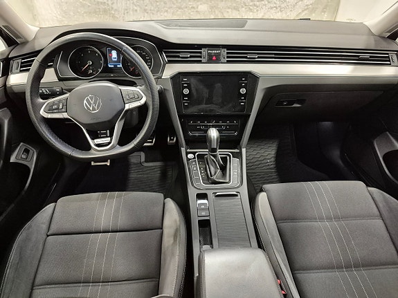 Volkswagen Passat Alltrack 6 of 11