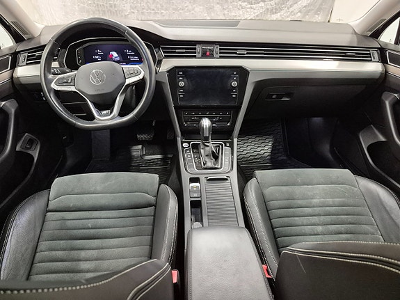 Volkswagen Passat 6 of 12