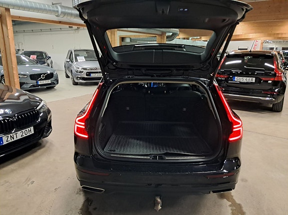 Volvo V60 Cross Country 7 of 7