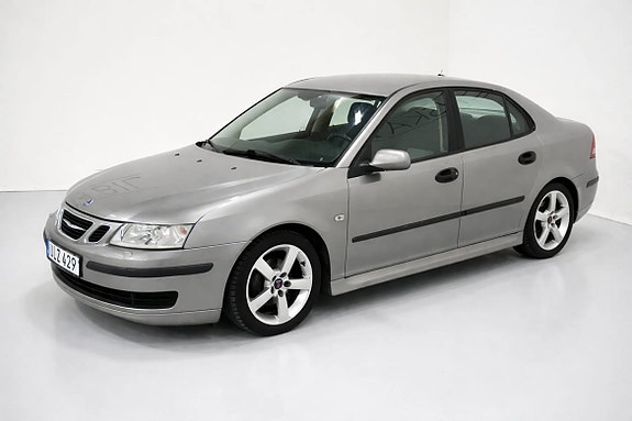 Saab 9-3 4 of 18