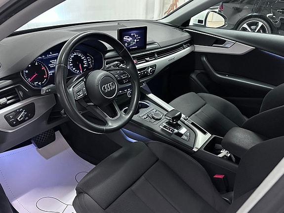 Audi A4 12 of 26