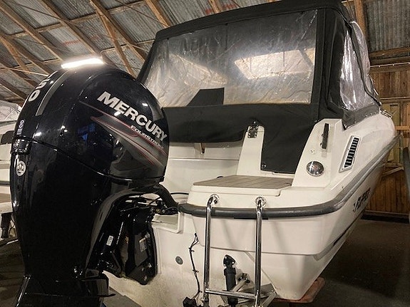 Flipper 670 ST -16 Mercury 150 hk fyrtakt