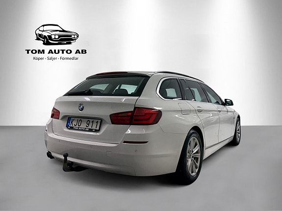 BMW 520d 4 of 5