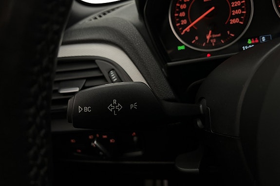 BMW 118d 19 of 25