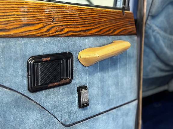 Land Rover Range Rover 16 of 19