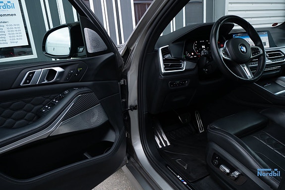 BMW X5 M 8 of 30
