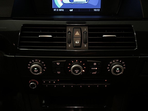 BMW 520d 21 of 27