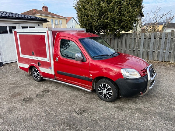 Peugeot Partner 2 of 5