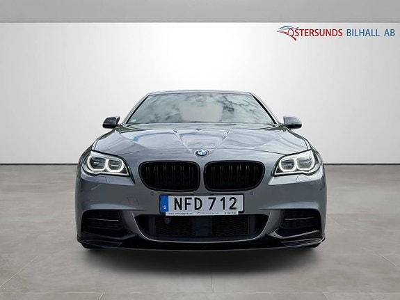 BMW 530d 2 of 5