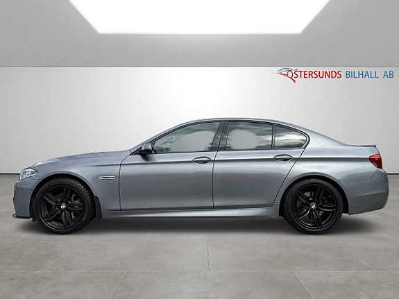 BMW 530d 4 of 5