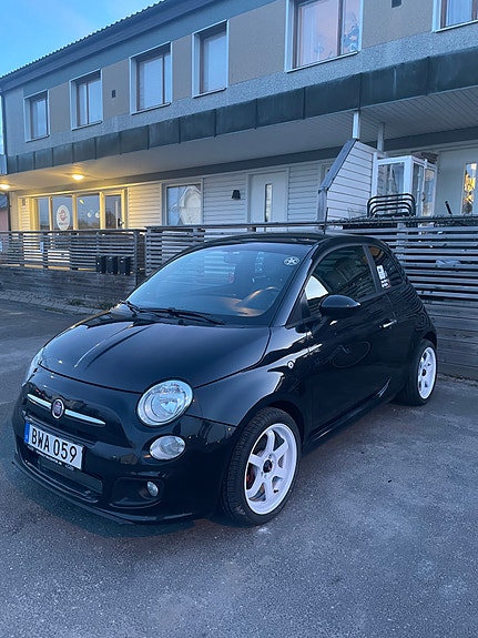 Fiat 500 3 of 5