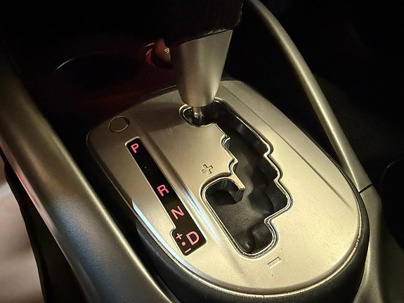 Mitsubishi Outlander 18 of 24