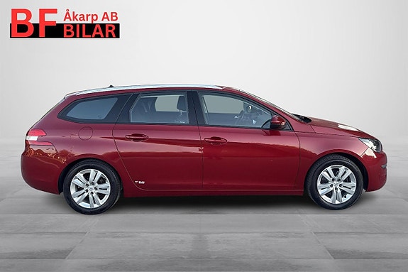 Peugeot 308 SW 7 of 15