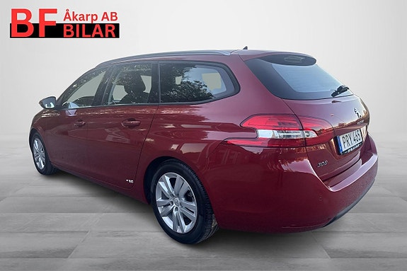 Peugeot 308 SW 2 of 15