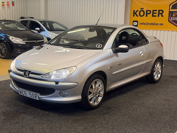 Peugeot 206 CC 4 of 5