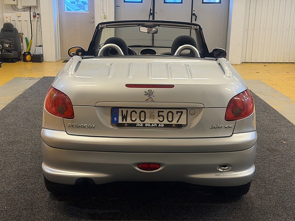 Peugeot 206 CC 9 of 17
