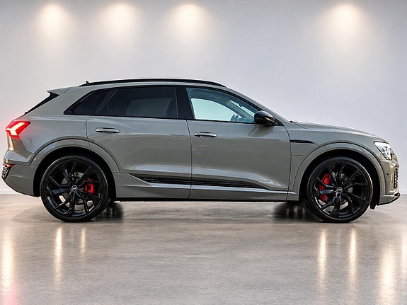 Audi Q8 e-tron 4 of 15