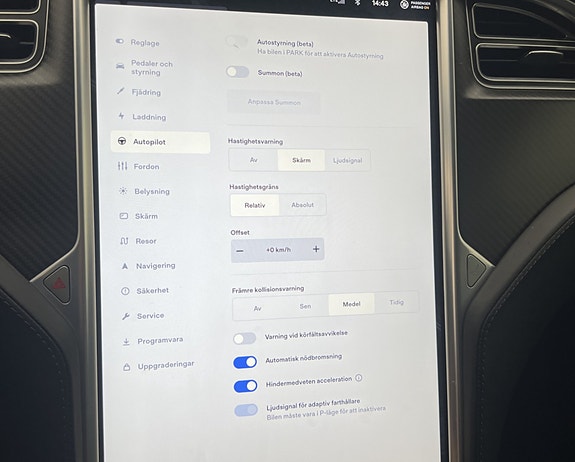 Tesla Model S 5 of 5