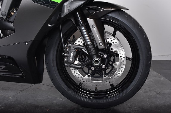 Kawasaki Ninja ZX-6R PERFORMANCE  Beställnings MC Bike Trollhättan 9 of 20