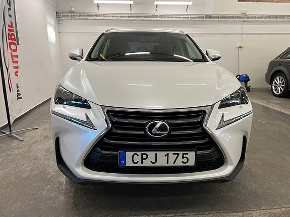 Lexus NX 300h