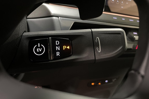 Kia EV9 12 of 26