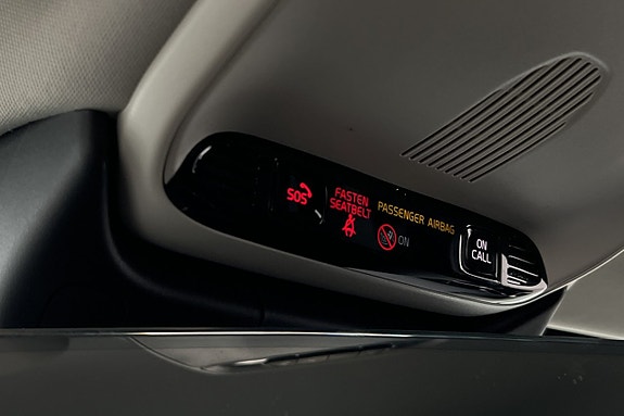 Volvo V60 Cross Country 16 of 27