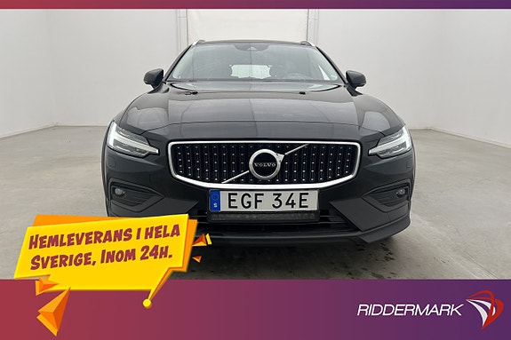 Volvo V60 Cross Country 2 of 5