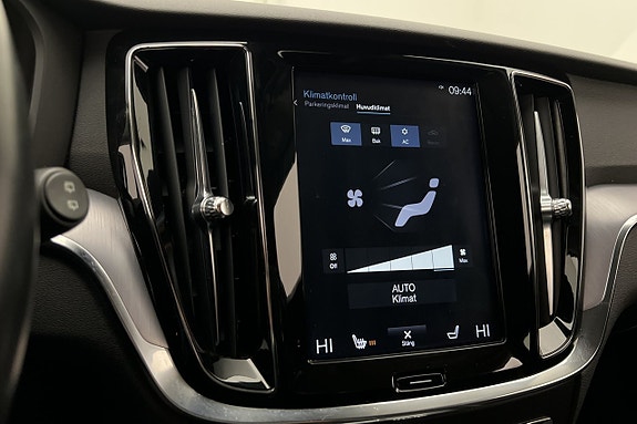 Volvo V60 Cross Country 19 of 27