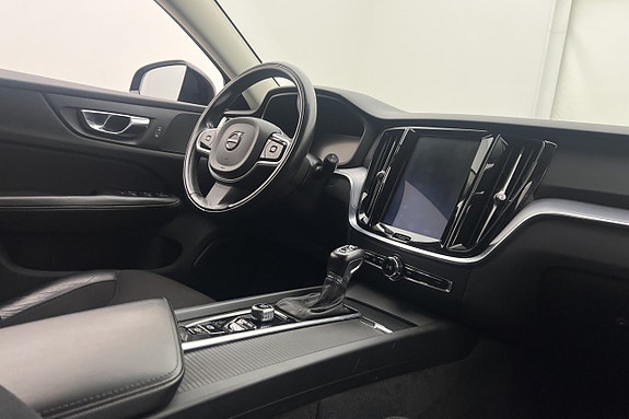 Volvo V60 Cross Country 27 of 27