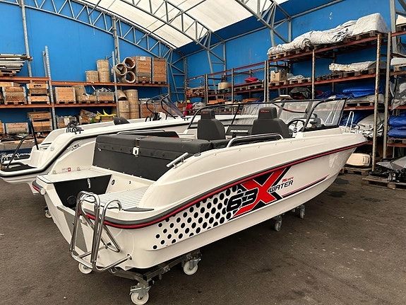 Micore Xw63BR - sista utställnings båten slumpas