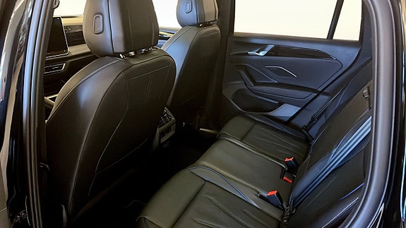 Volkswagen Tiguan 12 of 14