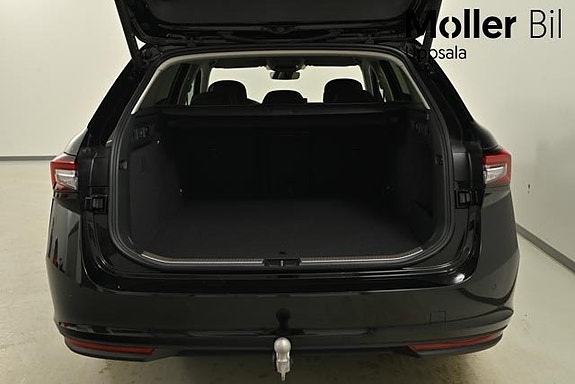 Skoda Superb 6 of 11