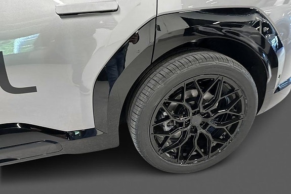 Kia EV9 11 of 29