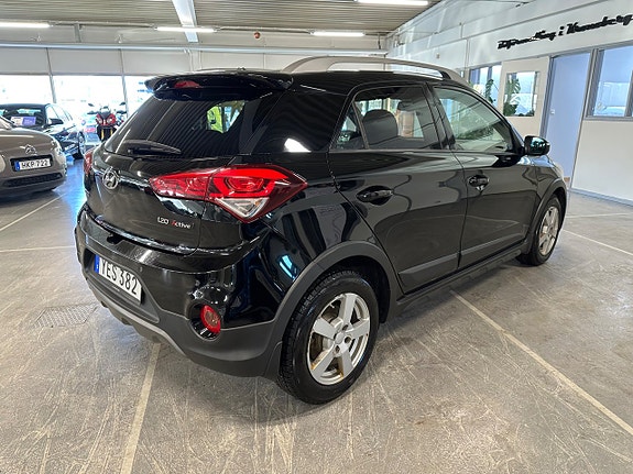 Hyundai i20 3 of 5